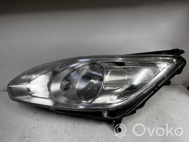 Ford Grand C-MAX Lampa przednia 895022462R