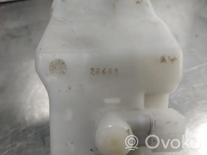 Toyota Aygo AB40 Główny cylinder hamulca 0204782755