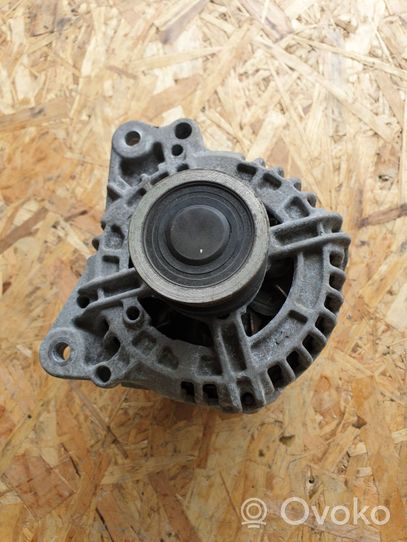 Volkswagen Jetta VI Generatore/alternatore 07K903023C