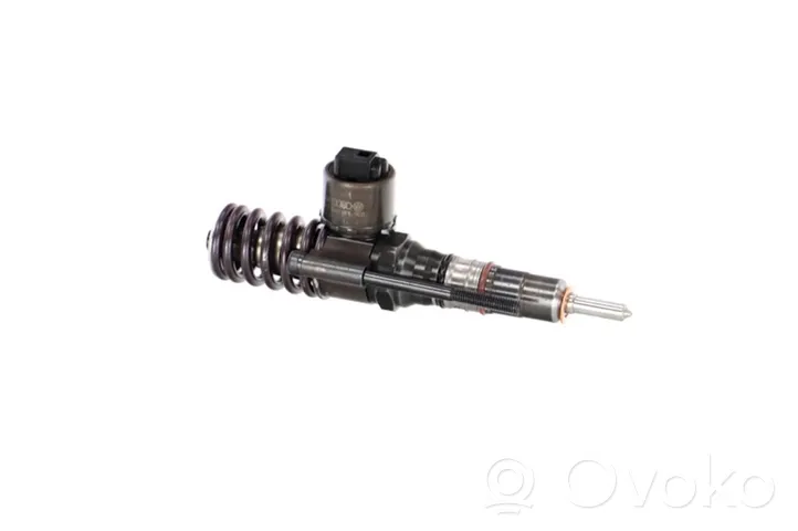 Volkswagen Golf V Injecteur de carburant 0414720404