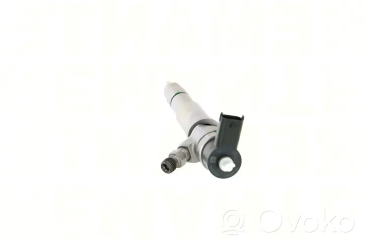 Opel Vivaro Injecteur de carburant 0445110338