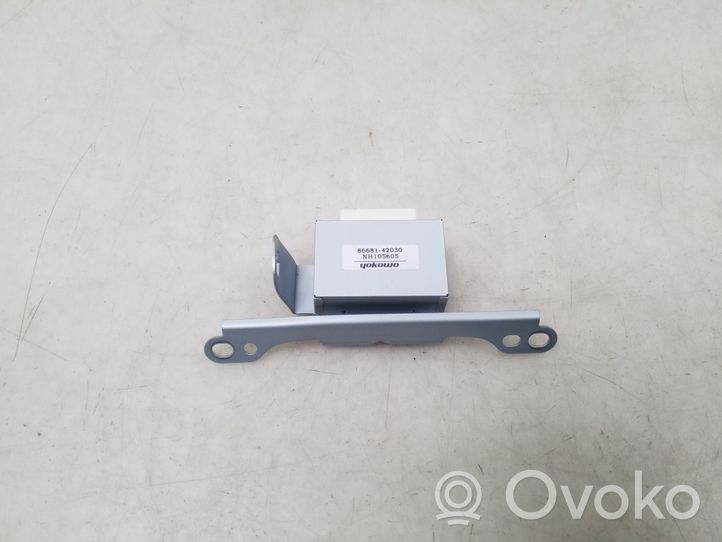 Toyota RAV 4 (XA50) Antenne GPS 8668142030