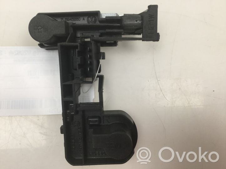 Volkswagen Touareg I Portalampada fanale posteriore 7L8945280A