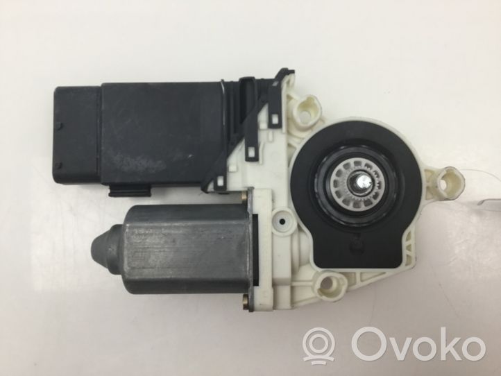 Volkswagen Bora Moteur de lève-vitre de porte avant 1C2959801A