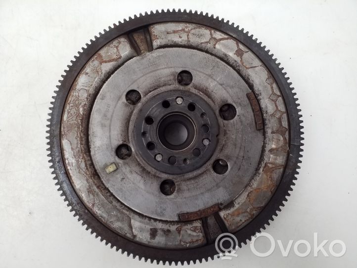 Nissan Primera Volant moteur bi-masse 12310AW300