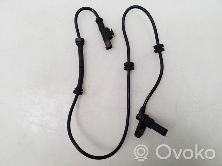 Nissan Primera Pakaļējais bremžu ABS sensors 47901AV710