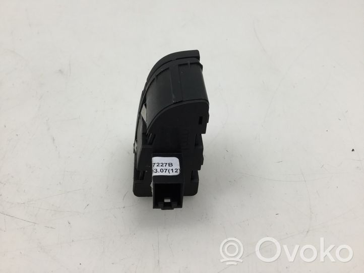 Audi A6 S6 C6 4F Glove box opening button 4F1927227B