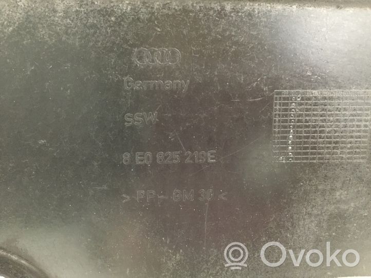 Audi A4 S4 B6 8E 8H Doublure de caisse et protecteur de panneau arrière 8E0825219E