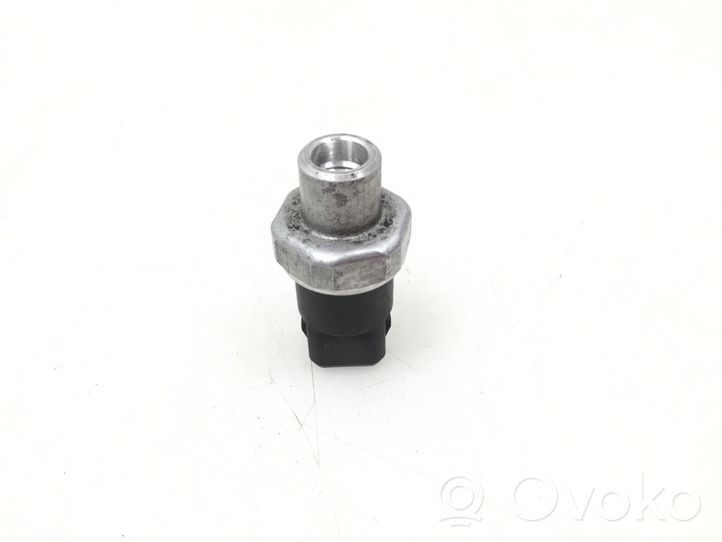 Audi A8 S8 D2 4D Air conditioning (A/C) pressure sensor 8D0959482B