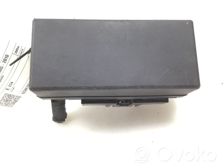 Nissan Pathfinder R51 Module de fusibles 