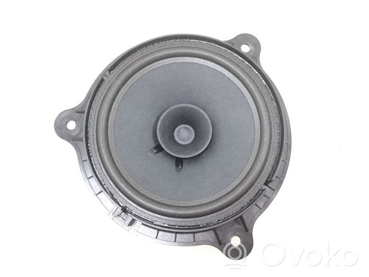 Nissan Qashqai Altoparlante portiera anteriore 28156BR00