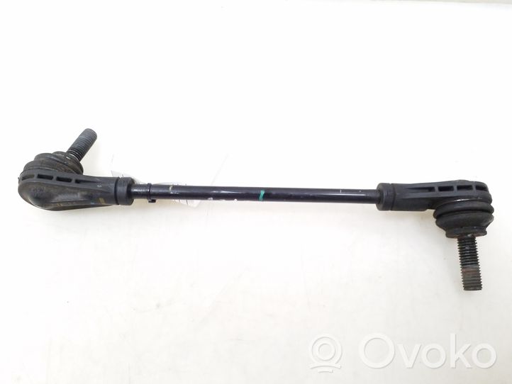 Opel Insignia B Łącznik stabilizatora przedniego 84077102