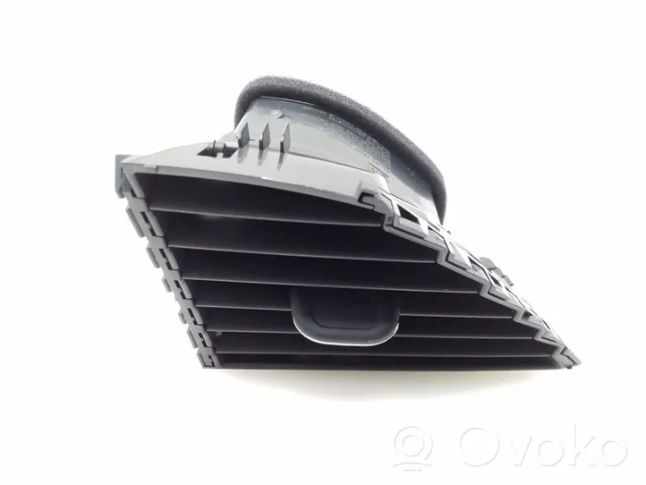 Opel Insignia B Copertura griglia di ventilazione laterale cruscotto 39017313