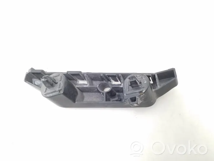 Nissan Note (E11) Support de montage de pare-chocs avant 622243V00A