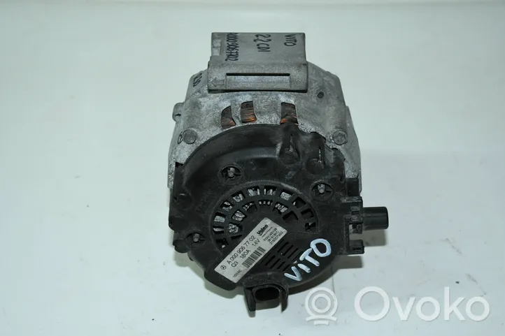 Mercedes-Benz Sprinter W906 Generatore/alternatore A0009067702