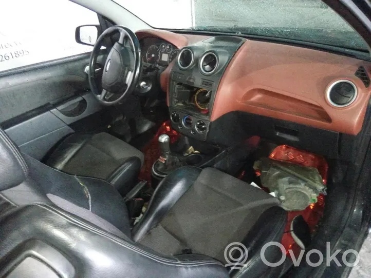 Ford Fiesta Panelė 1300550