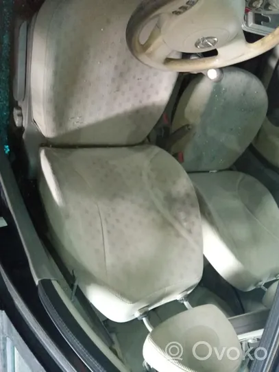 Nissan Micra Asiento delantero del pasajero 