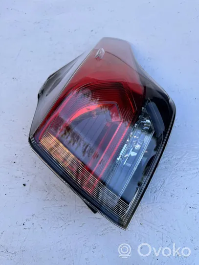 Toyota RAV 4 (XA40) Lampa zderzaka tylnego 81550-42201