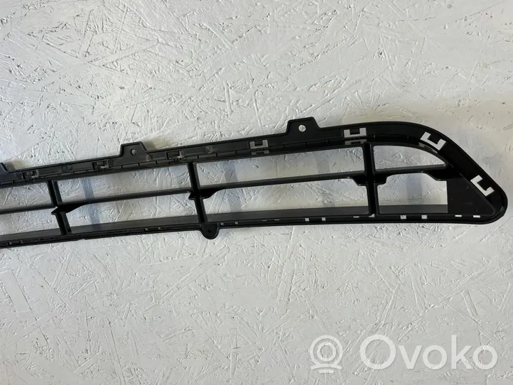 Hyundai Santa Fe Mascherina/griglia fendinebbia anteriore 86561-2W000