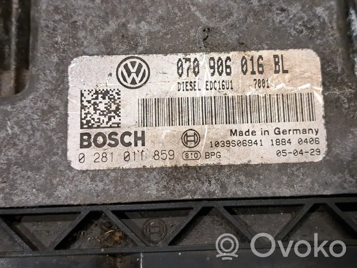 Volkswagen Touareg I Moottorin ohjainlaite/moduuli 070906016BL