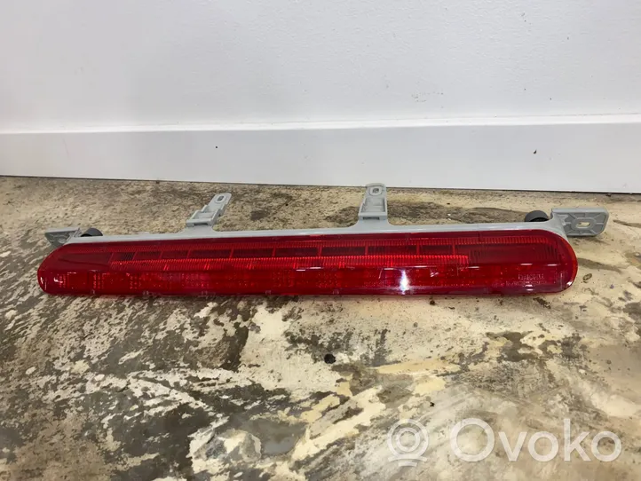 Jeep Cherokee Luce d’arresto centrale/supplementare 68102902A