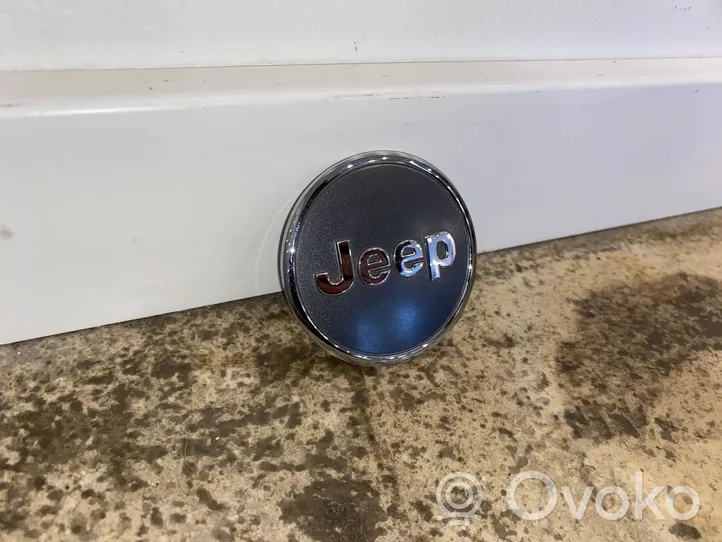 Jeep Cherokee Logo, emblème de fabricant 2467044