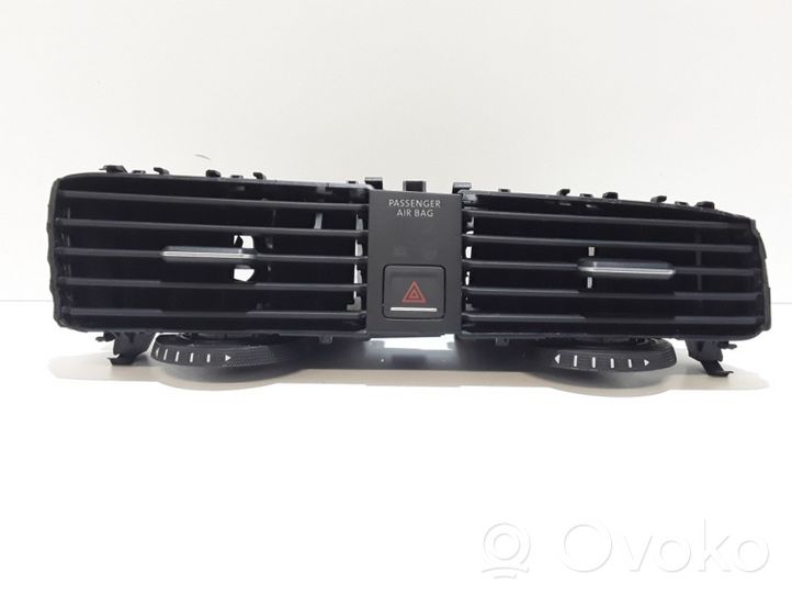 Volkswagen Golf VII Ohjaamon sisäilman ilmakanava 5G1815736C