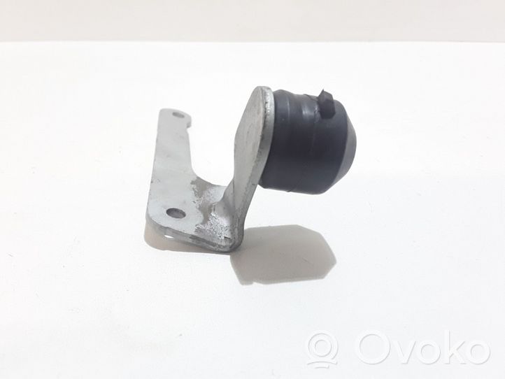 BMW M6 Support, tuyau de refroidissement intermédiaire 7843125