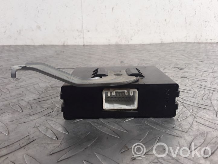 Toyota Land Cruiser (J120) Galios (ECU) modulis 8748060040