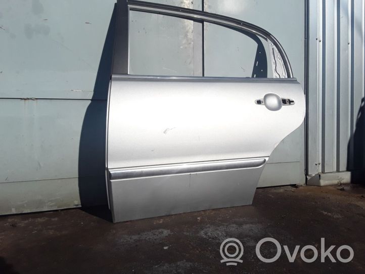 KIA Opirus Rear door 