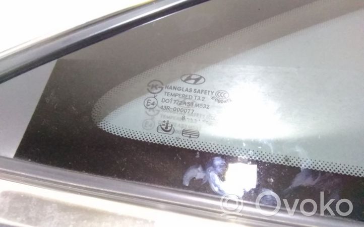 Hyundai ix 55 Finestrino/vetro retro 878203J000
