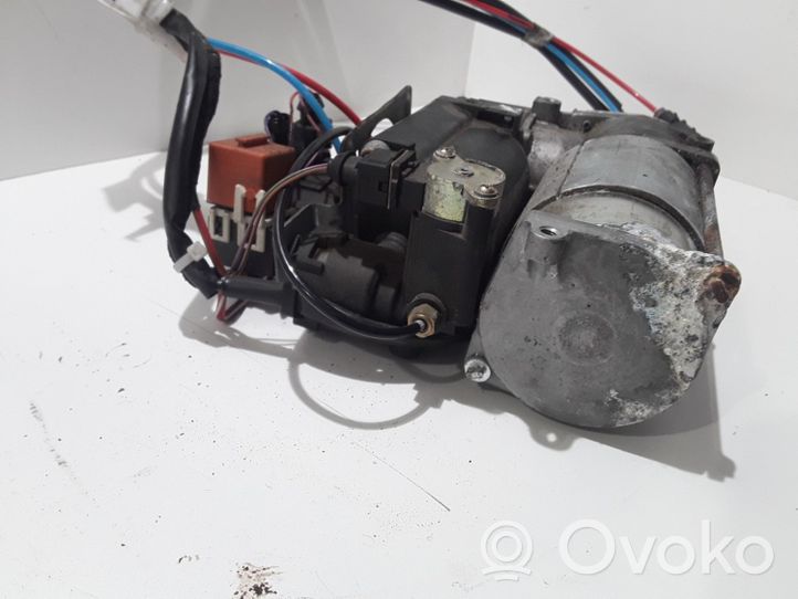 BMW X5 E53 Ilmajousituksen kompressoripumppu 4154031000