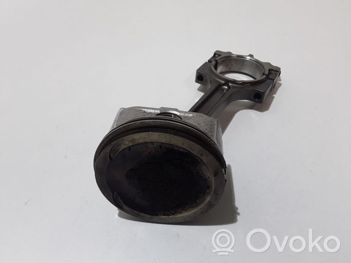 Mazda 3 I Piston avec bielle 