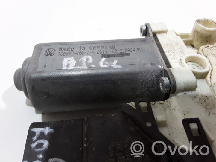 Volkswagen PASSAT B6 Rear door window regulator motor 974226112