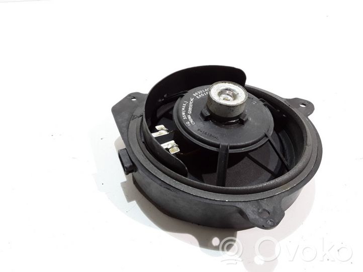 Subaru Legacy Enceinte de porte arrière 86301AG012