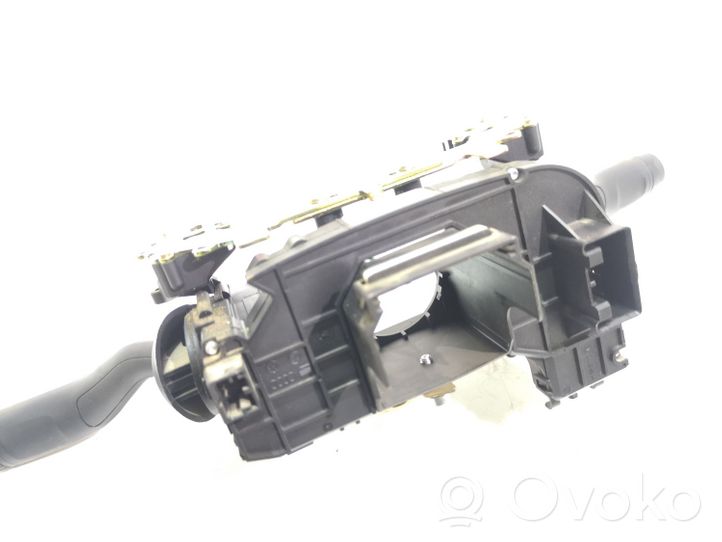 Volkswagen Touareg I Leva/interruttore dell’indicatore di direzione e tergicristallo 7L6953549H