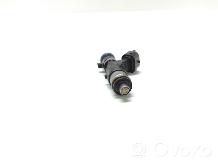 Nissan Armada (WA60) Injecteur de carburant 0280158007