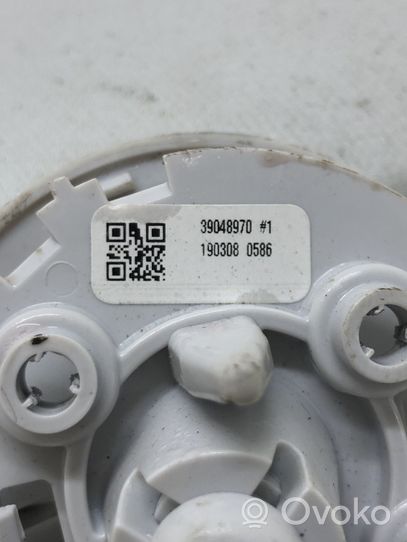 Opel Crossland X Osłona przeciwsłoneczna szyberdachu 39048970