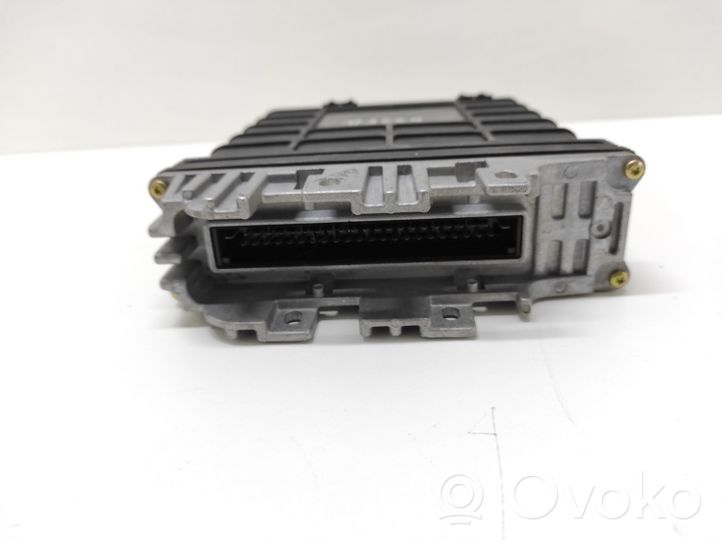 Audi 80 90 S2 B4 Variklio valdymo blokas 039906024A