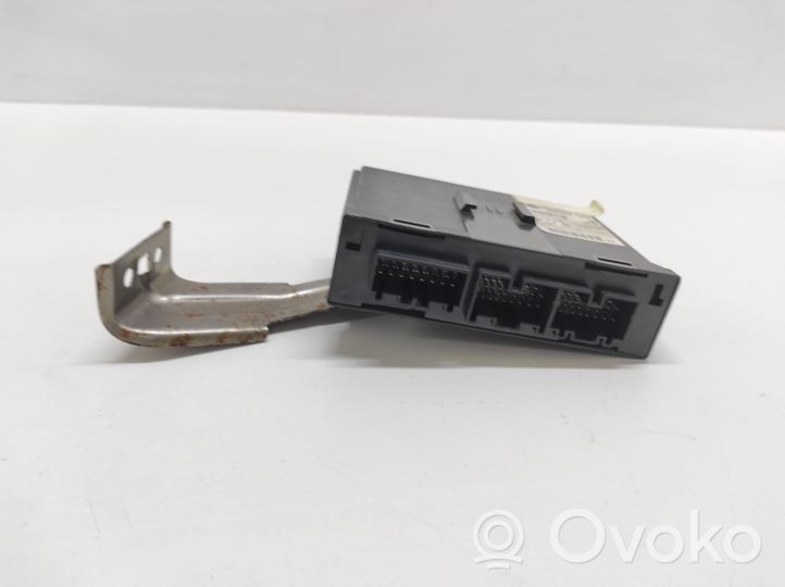 Nissan Primera Module confort 28596AV3