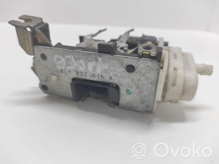 Audi A3 S3 8L Etuoven lukko 8L1837016A