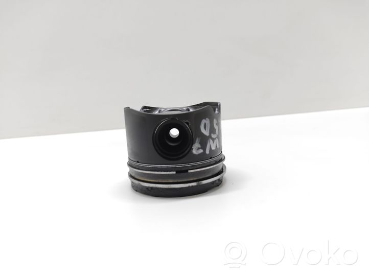 BMW 7 E65 E66 Piston 