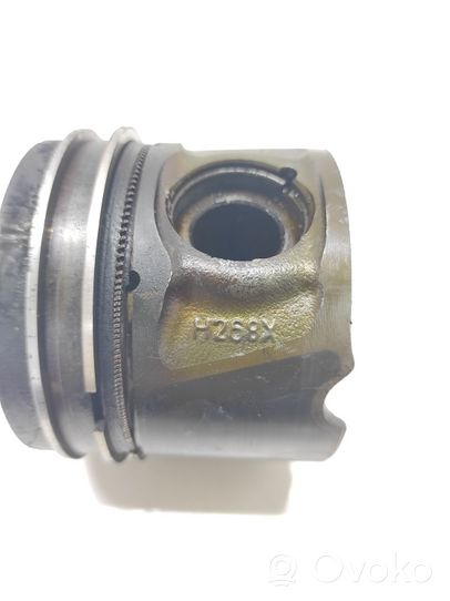 Peugeot 407 Piston H268X