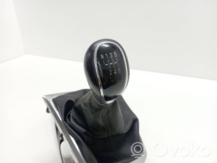 Opel Antara Pavarų perjungimo mechanizmas (kulysa) (salone) 8126201000