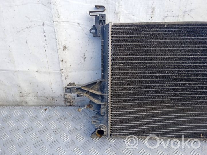 Volvo XC70 Radiateur de refroidissement 08871343