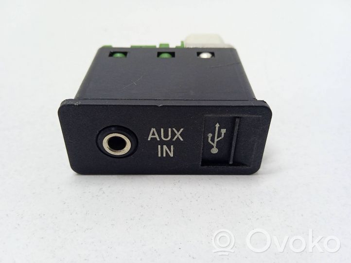 BMW 7 F01 F02 F03 F04 Câble adaptateur AUX 61319129652