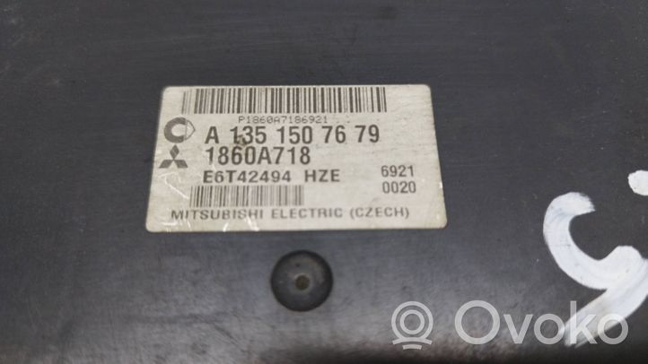 Mitsubishi Colt CZ3 Calculateur moteur ECU 1860A718