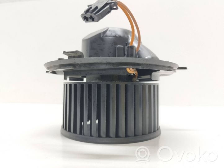 Audi Q3 8U Soplador/ventilador calefacción 1K1820015L