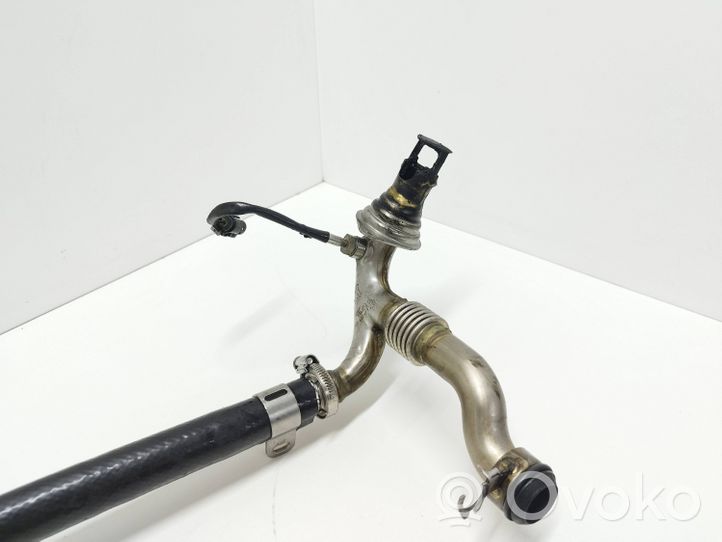 BMW 5 GT F07 Tuyau de raccordement solide EGR 7823991