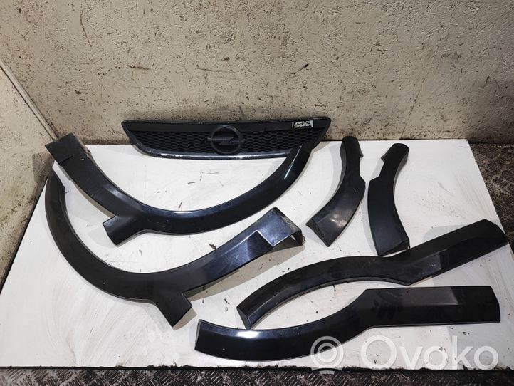 Opel Zafira A Bumpers kit 